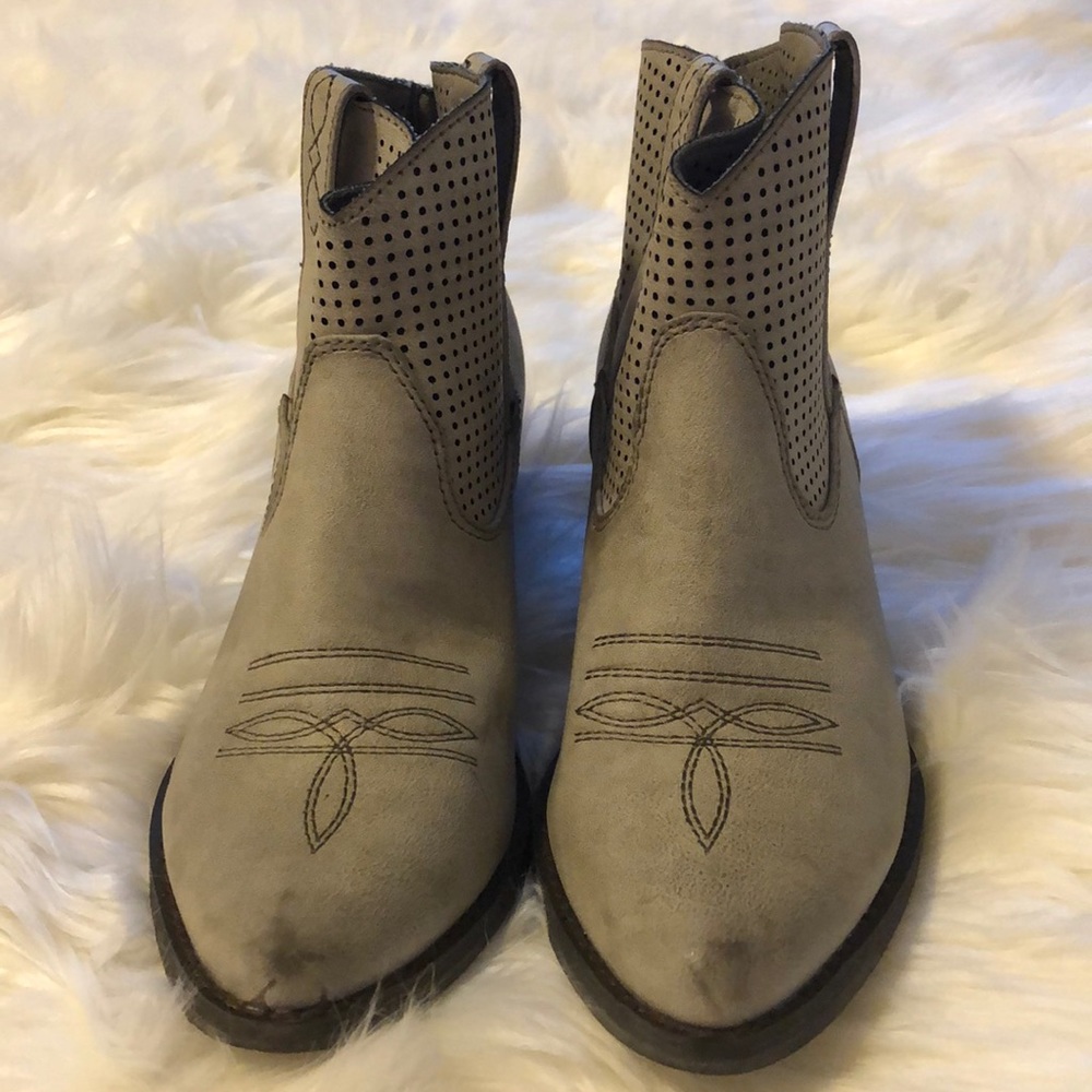 Very Volatile booties - Picture 6 of 6